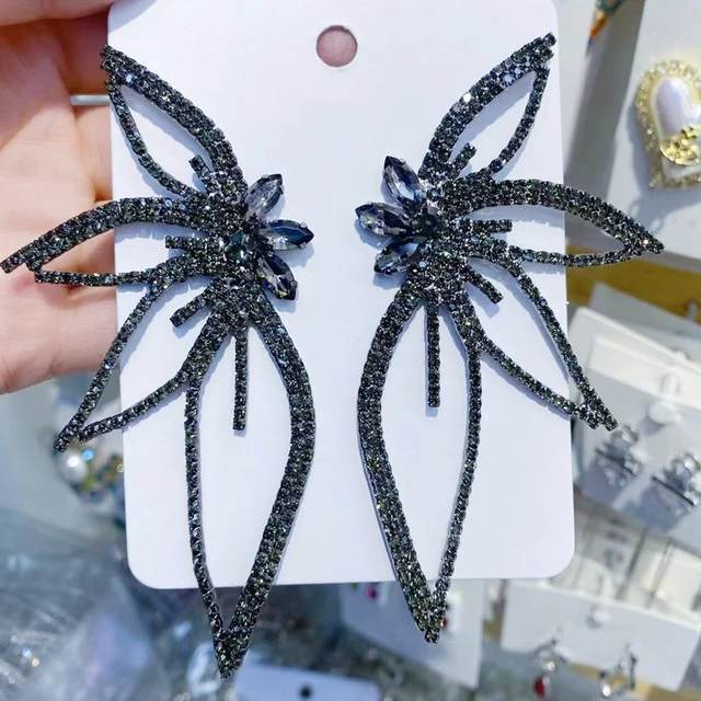 DRAGONFLY EAR CANDY