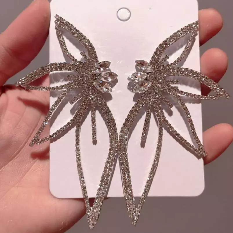 DRAGONFLY EAR CANDY