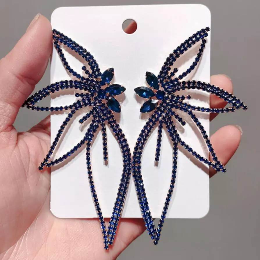 DRAGONFLY EAR CANDY